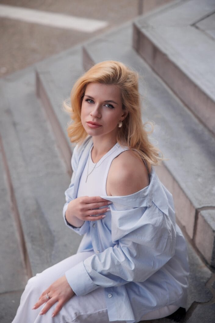 Casual portretfotografie in natuurlijk licht door portretfotograaf Groningen 11