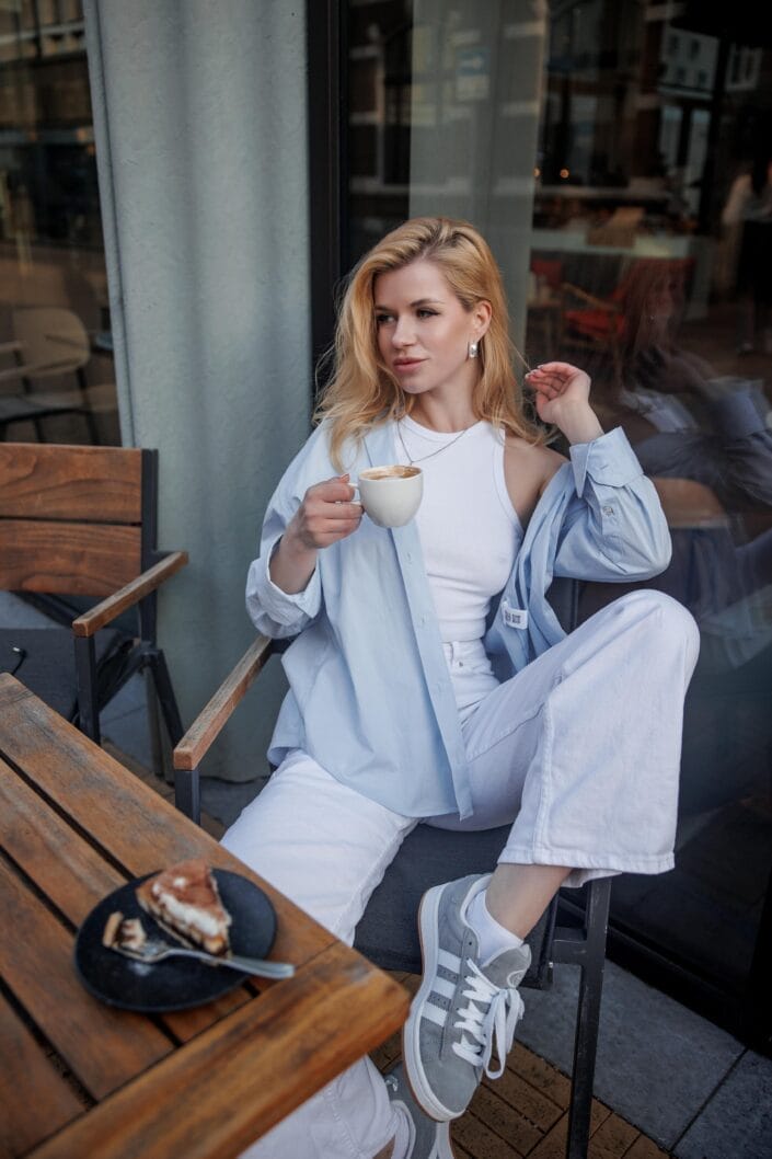 Casual portretfotografie in natuurlijk licht door portretfotograaf Groningen 120