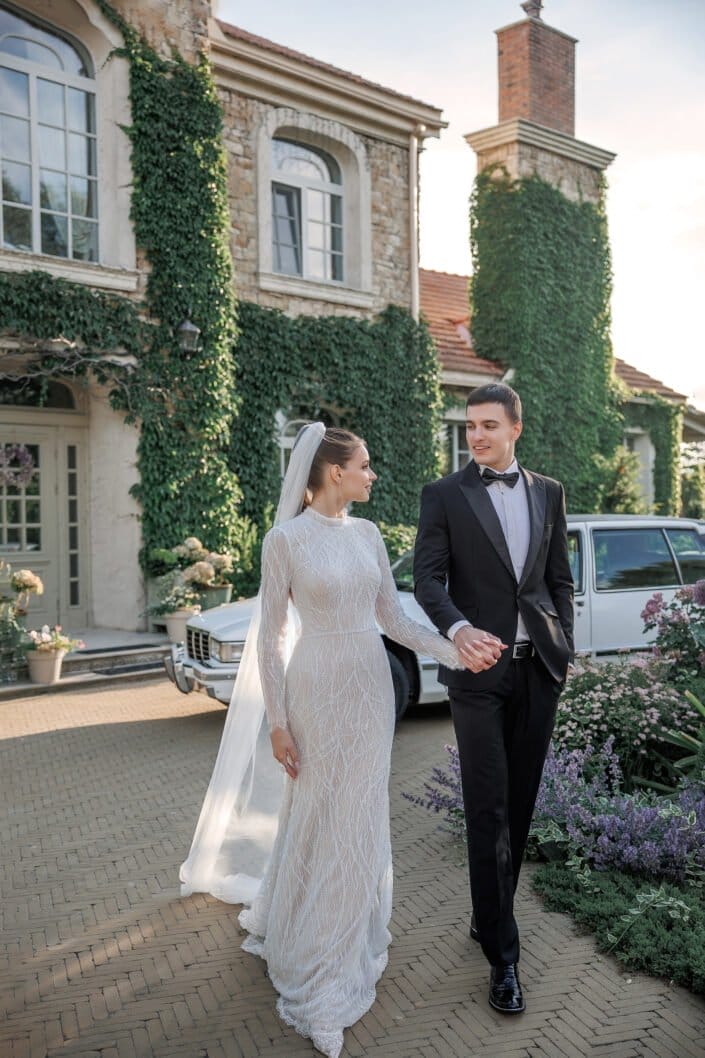 Bruiloft van ET in Kyiv – tijdloze trouwfoto’s vol emotie, vastgelegd door Viktoria Jensen Fotografie 07