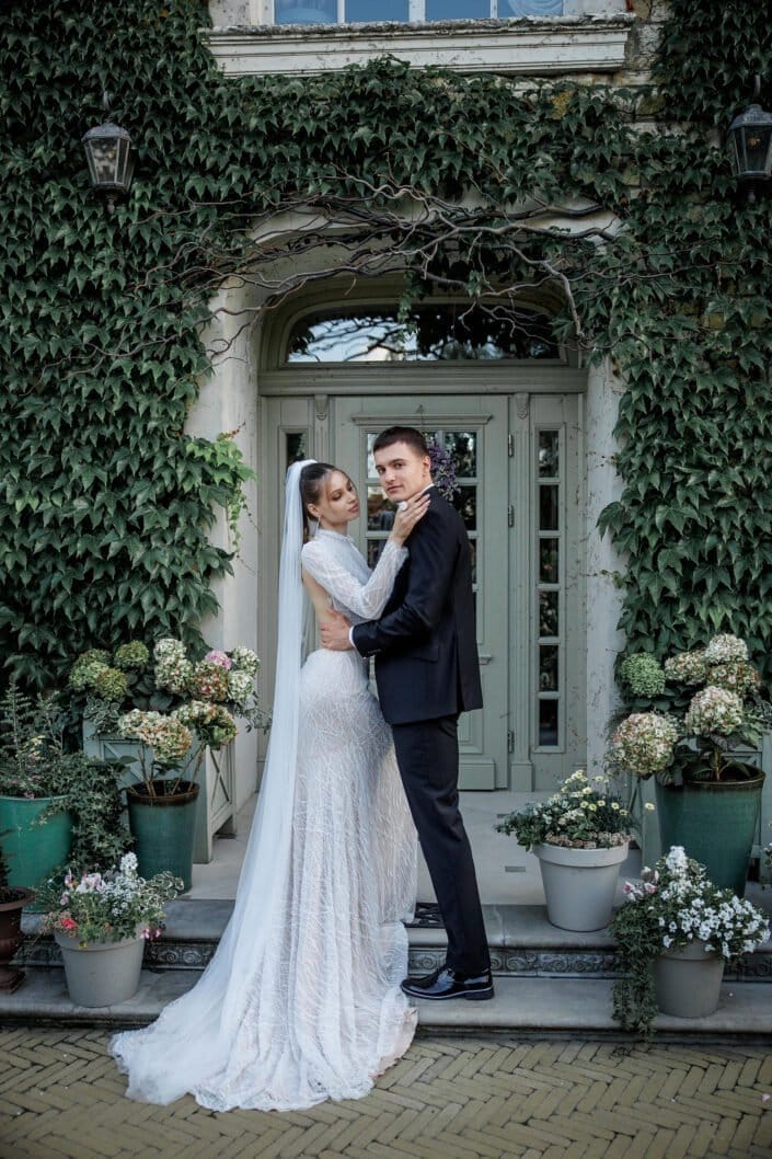 Bruiloft van ET in Kyiv – tijdloze trouwfoto’s vol emotie, vastgelegd door Viktoria Jensen Fotografie 05