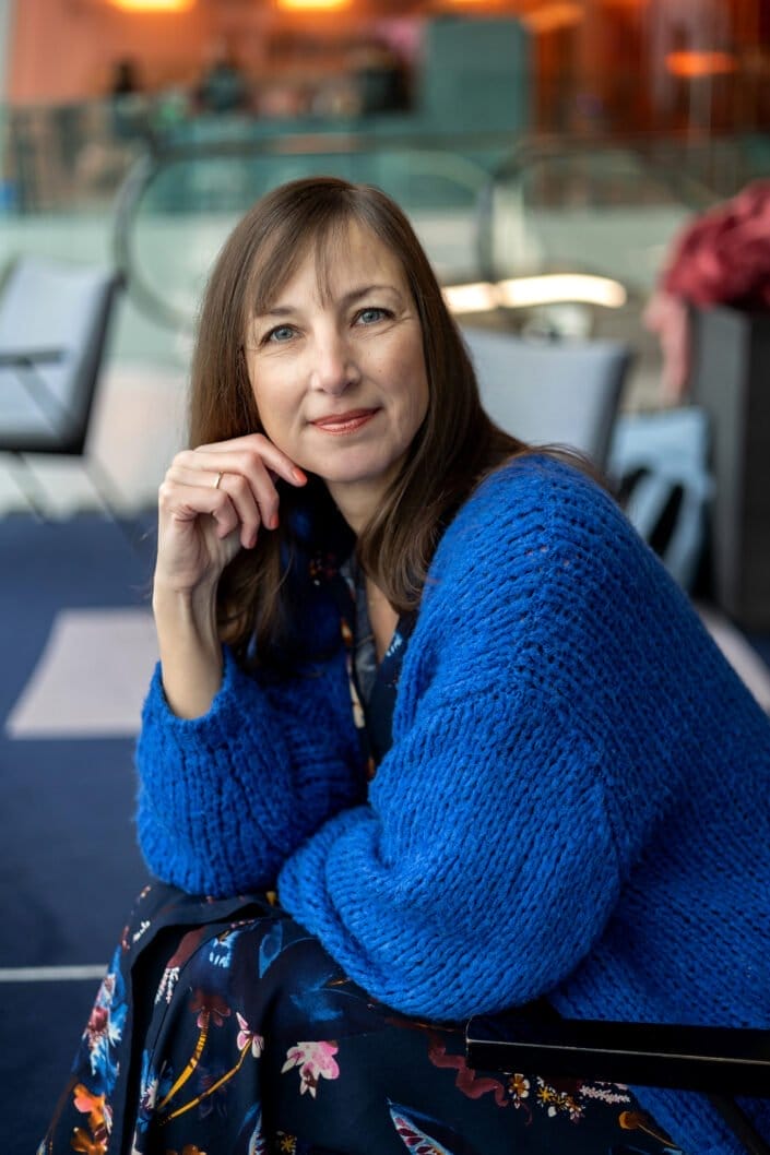 Zakelijke portretfoto man voor LinkedIn – Viktoria Jensen Fotografie 02