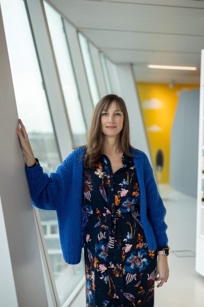 Zakelijke portretfoto man voor LinkedIn – Viktoria Jensen Fotografie 04