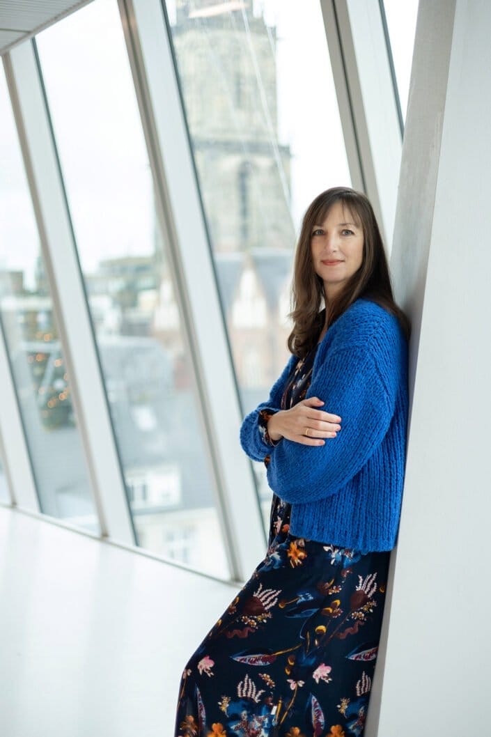 Zakelijke portretfoto man voor LinkedIn – Viktoria Jensen Fotografie 15
