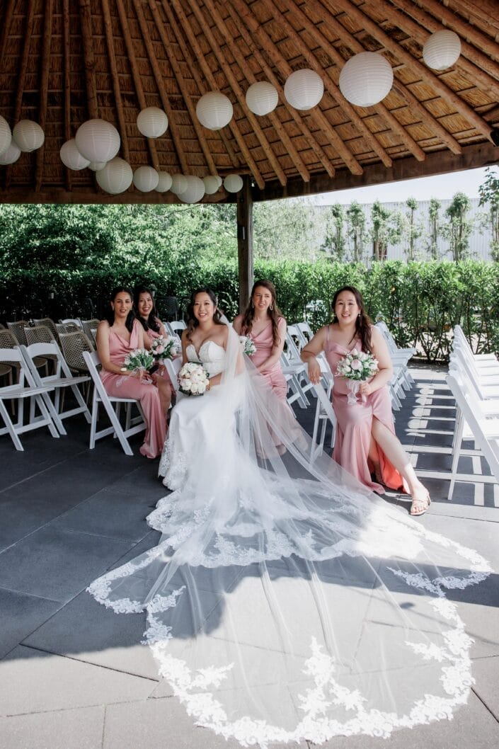 Bruiloft van DD in Zoetermeer – tijdloze trouwfoto’s vol emotie, vastgelegd door Viktoria Jensen Fotografie 07