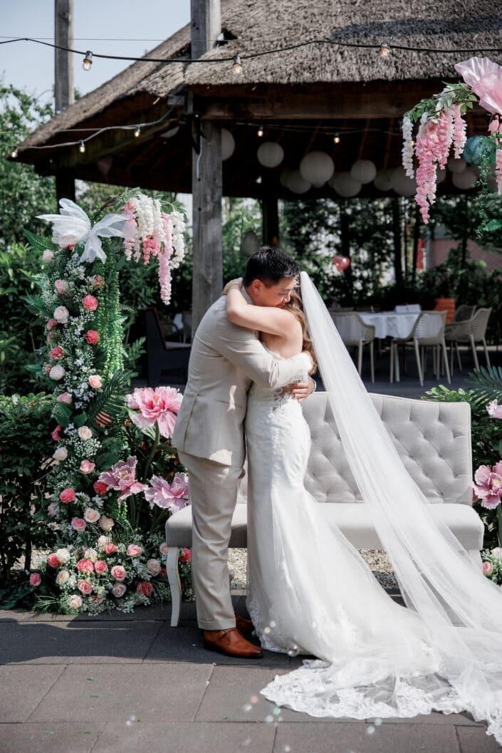 Bruiloft van DD in Zoetermeer – tijdloze trouwfoto’s vol emotie, vastgelegd door Viktoria Jensen Fotografie 06