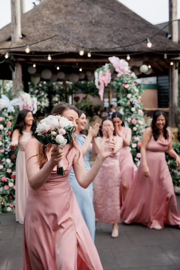 Bruiloft van DD in Zoetermeer – tijdloze trouwfoto’s vol emotie, vastgelegd door Viktoria Jensen Fotografie 34