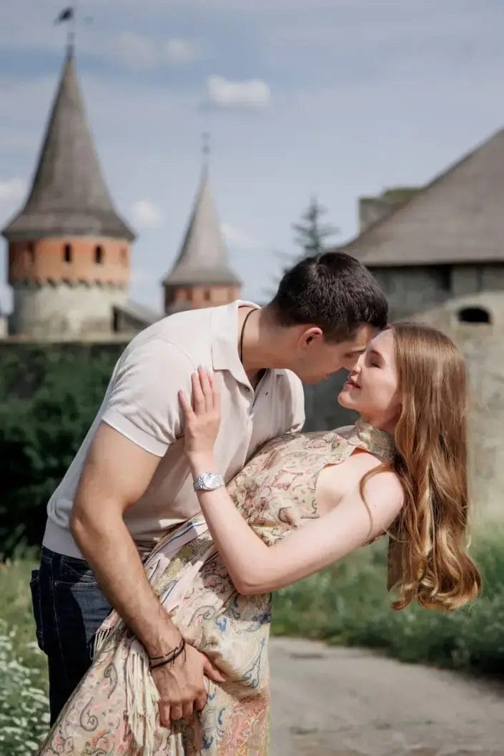 Romantische koppelshoot A&Y in Kyiv – tijdloze foto 05
